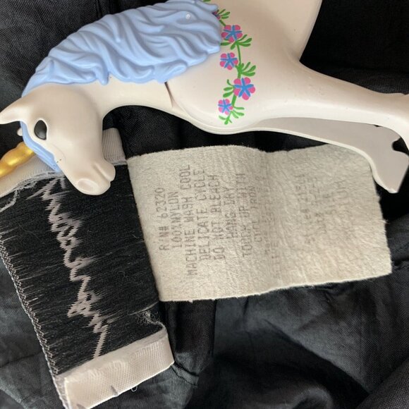 Vintage Windbreaker Size Medium Black Active Ingredient Pullover Cinch Waist - Picture 4 of 4